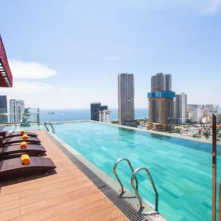 Cordial Grand Hotel Da Nang Beach - Infinity Rooftop Pool Bagian luar foto