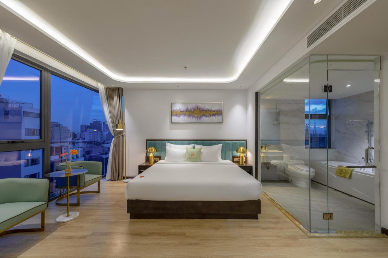 Cordial Grand Hotel Da Nang Beach - Infinity Rooftop Pool Bagian luar foto