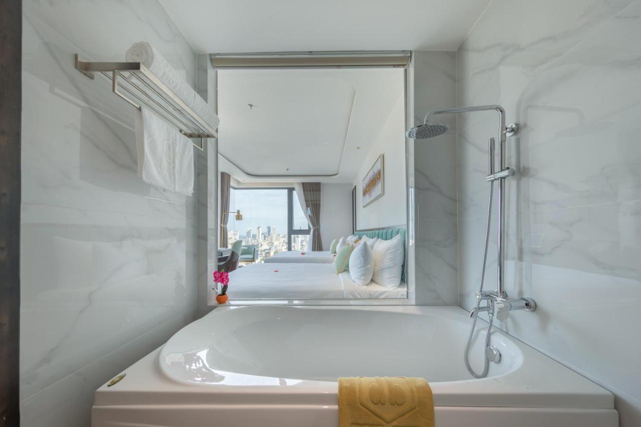 Cordial Grand Hotel Da Nang Beach - Infinity Rooftop Pool Bagian luar foto