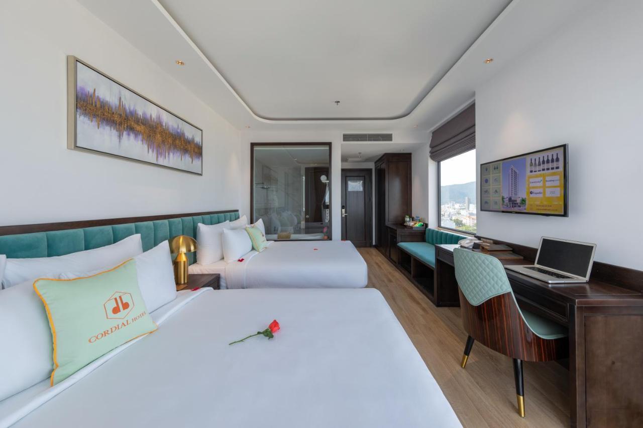 Cordial Grand Hotel Da Nang Beach - Infinity Rooftop Pool Bagian luar foto