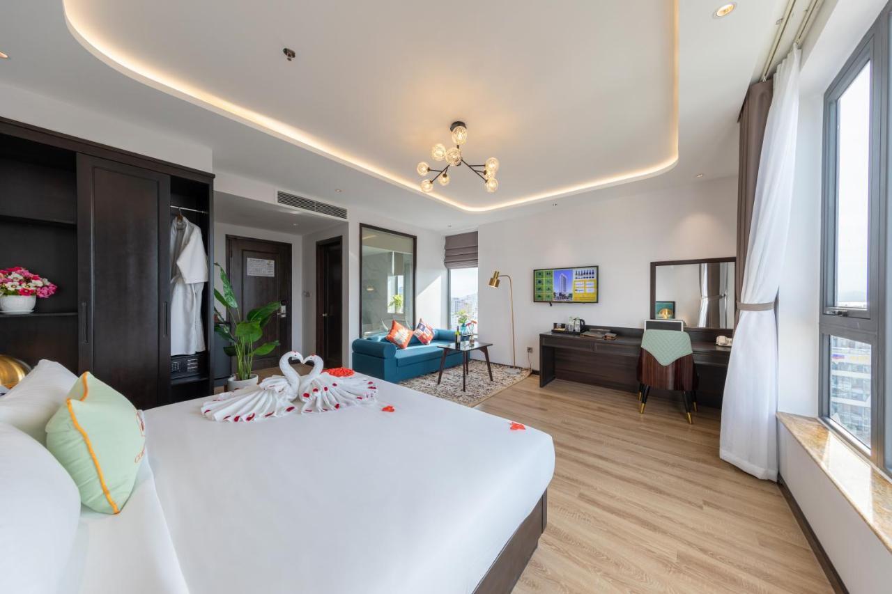 Cordial Grand Hotel Da Nang Beach - Infinity Rooftop Pool Bagian luar foto