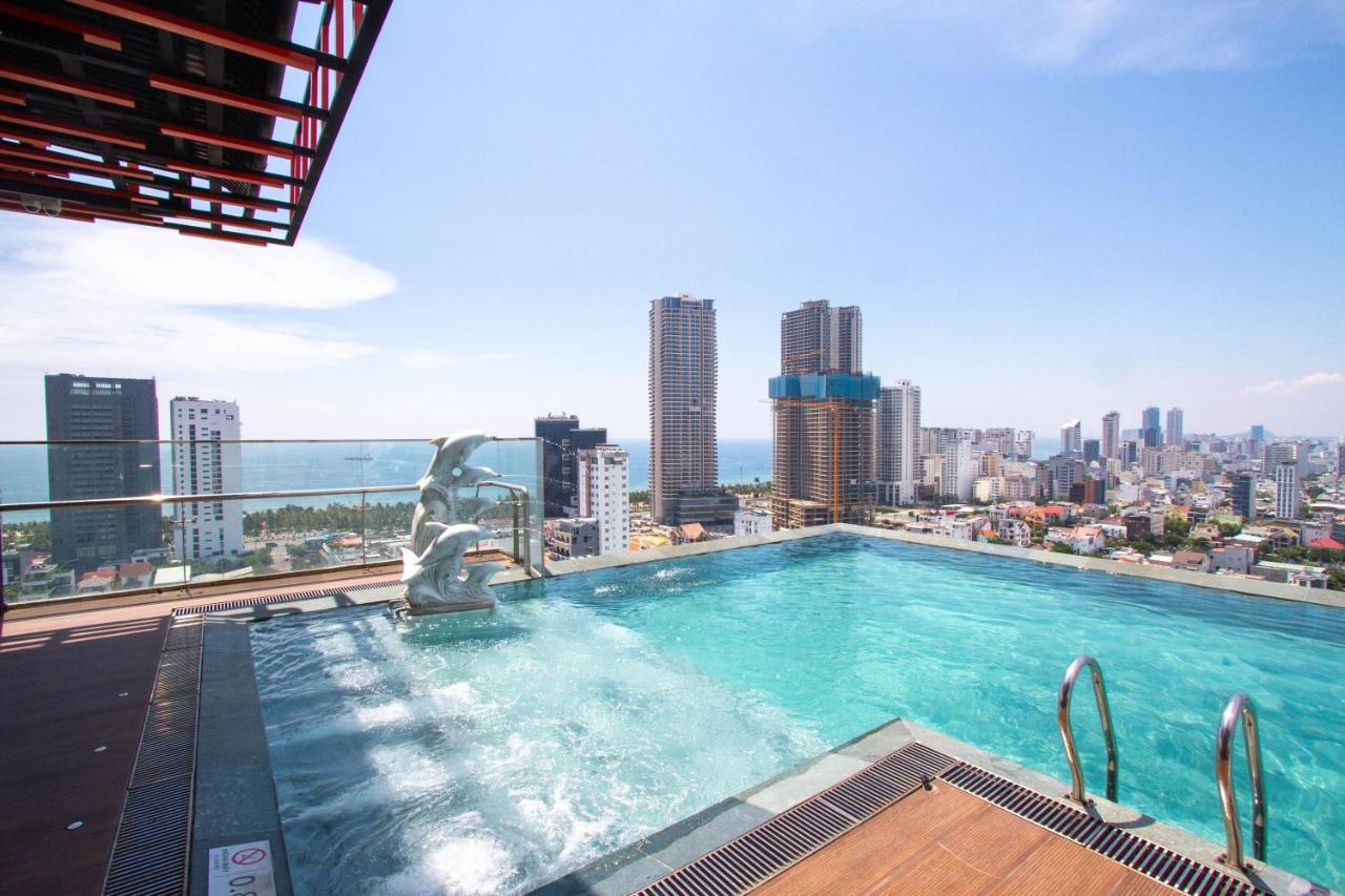 Cordial Grand Hotel Da Nang Beach - Infinity Rooftop Pool Bagian luar foto
